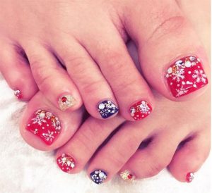 20 Best Merry Christmas Toe Nail Art Designs 2016 | Holiday Nails