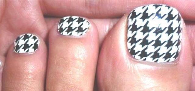 New-Houndstooth-Toe-Nail-Art-Designs-Ideas-Trends-Stickers-Wraps-2014