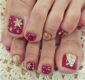 20 Best Merry Christmas Toe Nail Art Designs 2016 | Holiday Nails