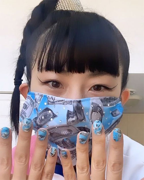 Matching-Nail-Art-With-Face-Mask-Is-New-Coolest-Trend-2021-8