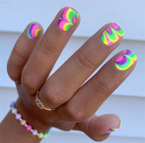 15-Neon-Nail-Art-Designs-To-Try-Out-This-Summer-2021-15