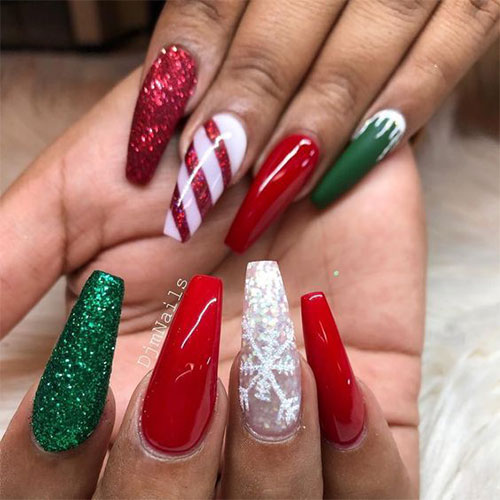 Winter-Christmas-Coffin-Nail-Art-Designs-Perfect-For-The-Holidays-2021-2
