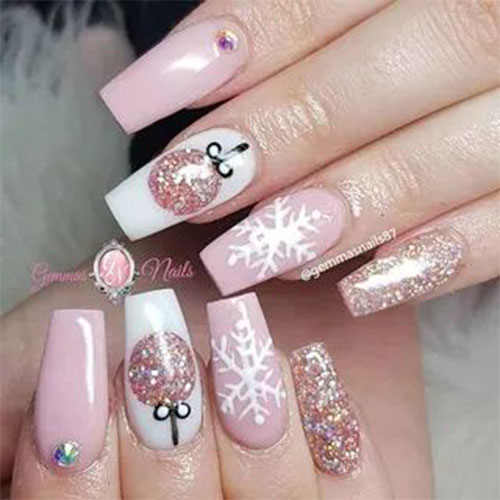 Winter-Christmas-Coffin-Nail-Art-Designs-Perfect-For-The-Holidays-2021-7
