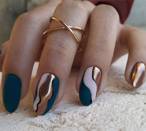 Abstract-Nail-Art-Designs-To-Inspire-Your-Next-Manicure-14