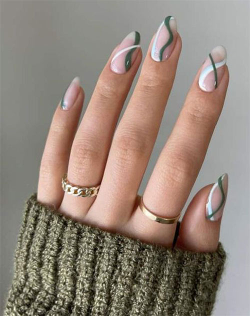 Abstract-Nail-Art-Designs-To-Inspire-Your-Next-Manicure-15