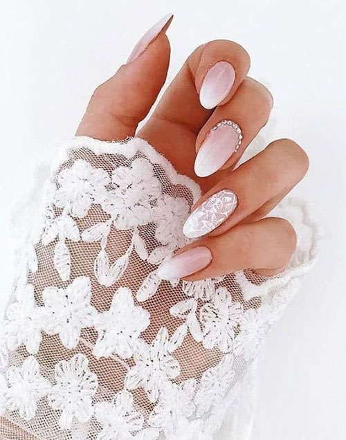 Perfect-Nail-Art-Designs-For-Brides-2022-Wedding-Nails-Bridal-Nail-Art-17
