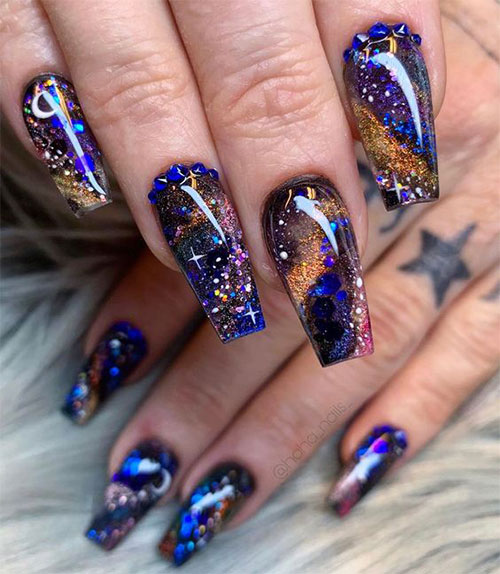 Galaxy-Nail-Art-Trends-For-Your-Next-Manicure-4