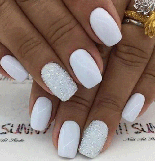15-Amazing-White-Nail-Art-Ideas-You-ll-Definitely-Want-To-Try-10