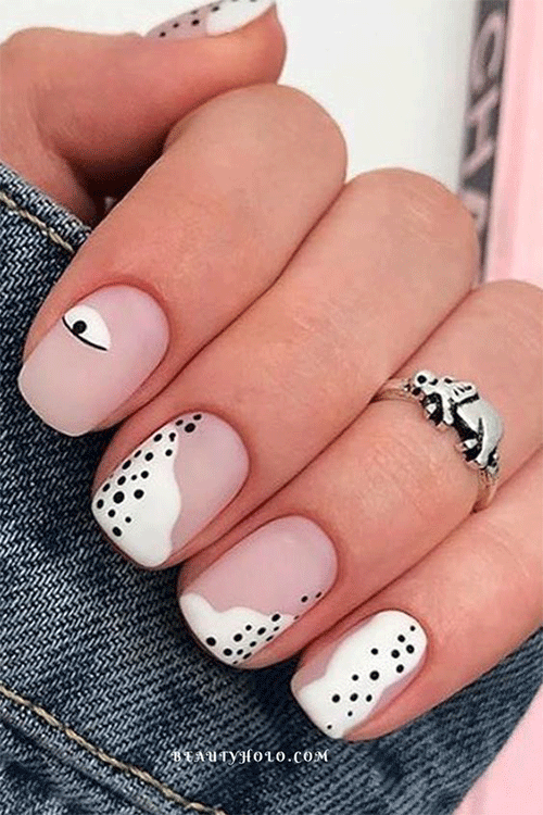 15-Gorgeous-Nail-Art-Designs-For-Short-Nails-12