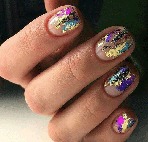 18-Incredible-Foil-Nail-Art-Designs-2022-That-Are-Mind-Blowing-14