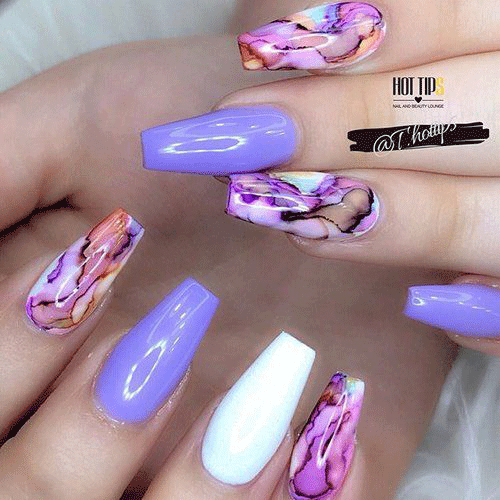 18-Trendy-Marble-Nail-Designs-That-Would-Be-Perfect-For-Summer-2022-2