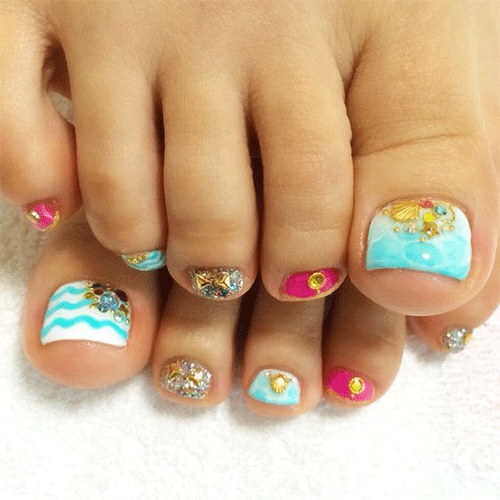 2-Simple-Summer-Toe-Nail-Art-Ideas-To-Try-Right-Now-9