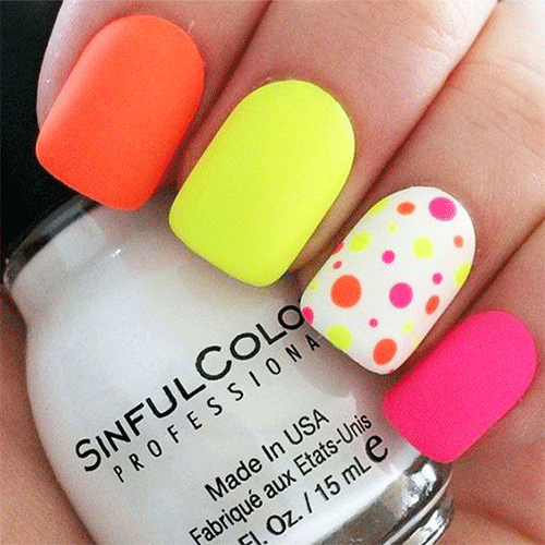 Neon-Summer-Nails-2022-Easy-And-Fun-Ways-To-Twist-Your-Summer-Manicure-10