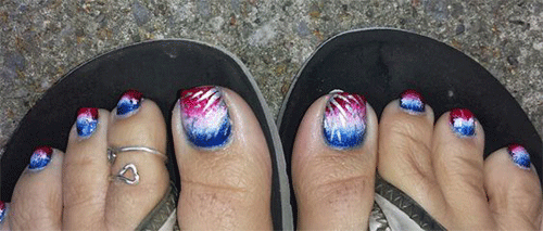 Gorgeous-4th-Of-July-Toe-Nail-Art-Ideas-2022-11