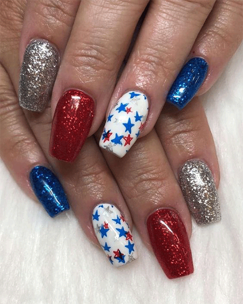 The-4th-Of-July-Coffin-Shape-Nails-You-Should-Try-11