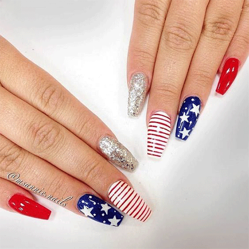 The-4th-Of-July-Coffin-Shape-Nails-You-Should-Try-9
