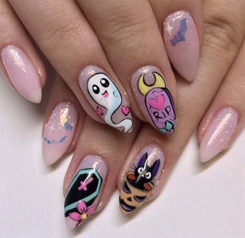 Get-In-The-Halloween-Spirit-With-These-Almond-Shape-Nails-3