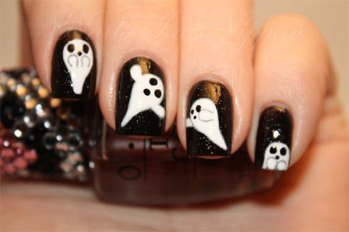 Spooky-Halloween-Ghost-Nail-Art-Designs-2022-10