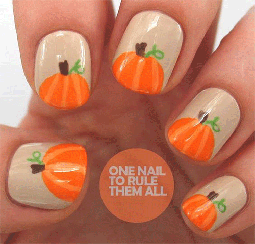 Top-15-Amazing-Halloween-Pumpkin-Nail-Art-Ideas-5