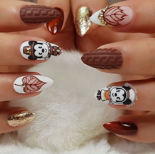 12-Cute-Thanksgiving-Acrylic-Nail-Art-Designs-To-Try-Now-11