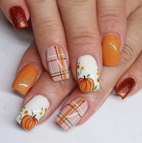 12-Cute-Thanksgiving-Acrylic-Nail-Art-Designs-To-Try-Now-4