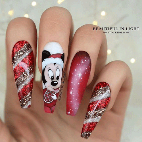 The-Best-Coffin-Nail-Art-Designs-For-Christmas-2022-2