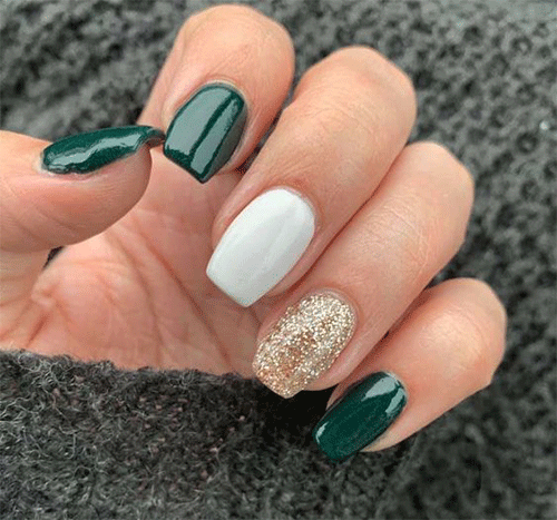 15-Awesome-Winter-Gel-Nail-Ideas-You'll-Love-13