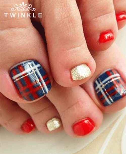 Easy-And-Totally-Cool-Toe-Nail-Art-Designs-To-Try-This-Holiday-Season-10