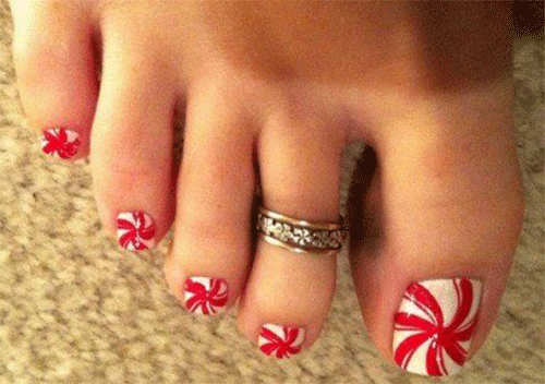 Easy-And-Totally-Cool-Toe-Nail-Art-Designs-To-Try-This-Holiday-Season-5