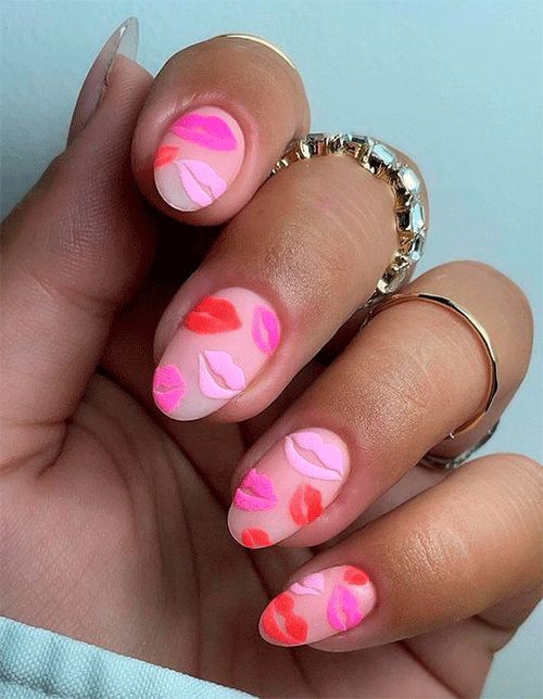 Cutest-Pink-Valentines-Day-Nail-Art-Ever-13