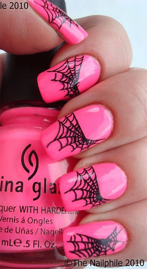Spooky-Spider-Web-Nails-For-Halloween-2023-5